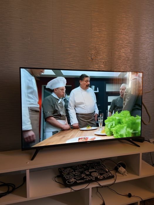 Телевизор Acron 109см