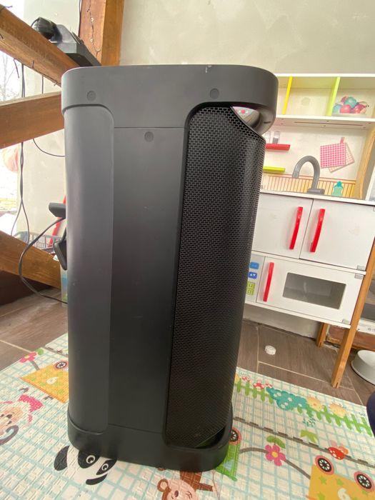 Продавам блутут колона SRS XP700