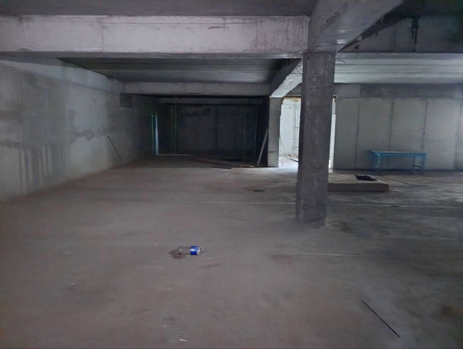 ПРОДАЮТСЯ офисные помещения 179кв.м.+430кв.м. с подземным паркингом