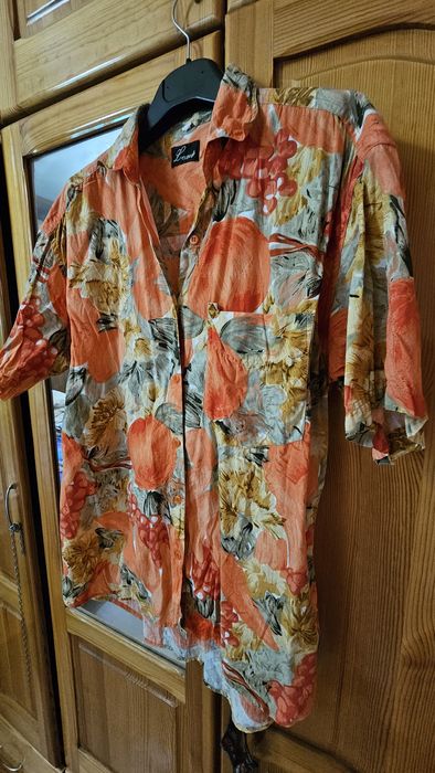 Продавам ризи по 1 евро