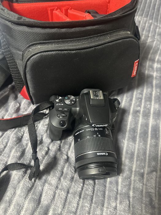 Продам фотоаппарат CanonEOS 250 D