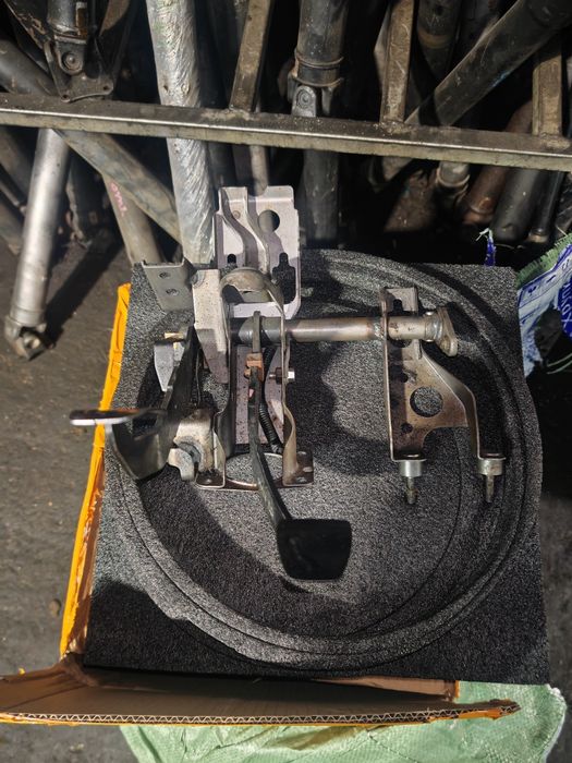 Педальный узел Субару