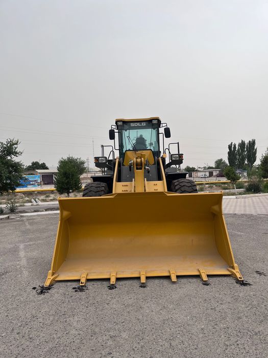 Фронтальный погрузчик SDLG LG953. Навоий
