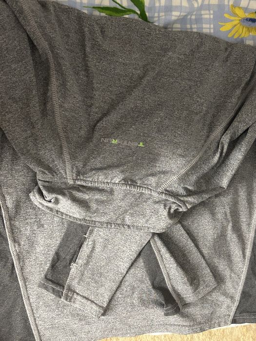 Bluza Tenth run cu guler