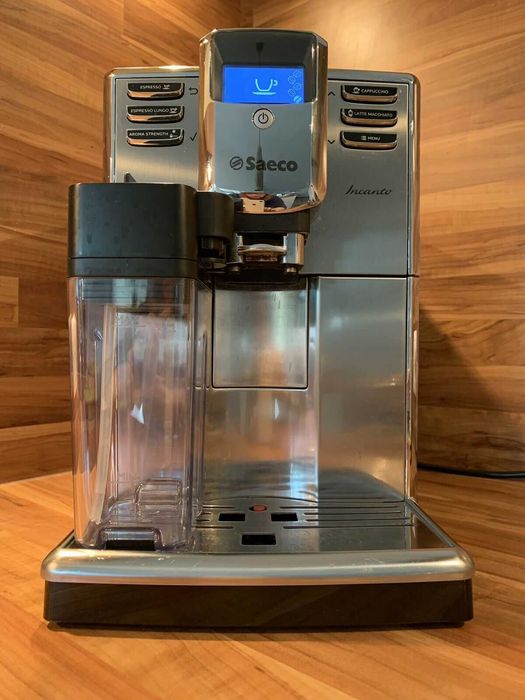 Кафе машини Saeco Incanto Cappuccino