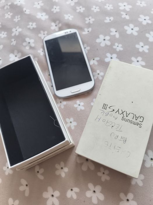 Vand Samsung Galaxy S3 Pentru Piese