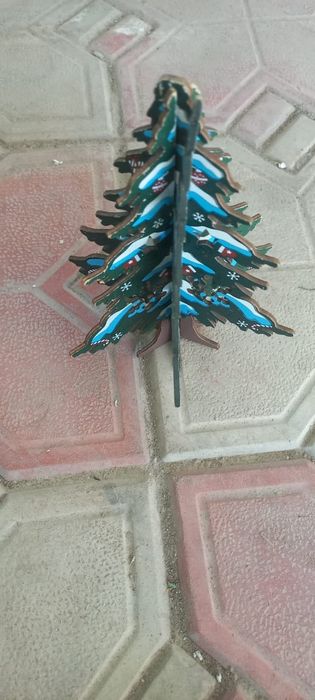 Ёлка и украшения