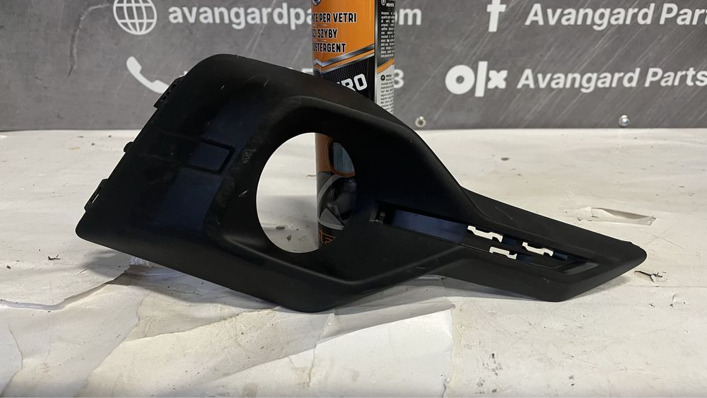 Дясна решетка за халоген Dacia Sandero 2021-2023