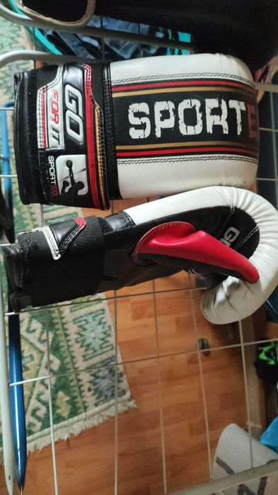 Manusi de sac si box