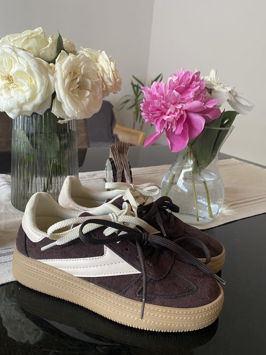 Adidasi marime 36