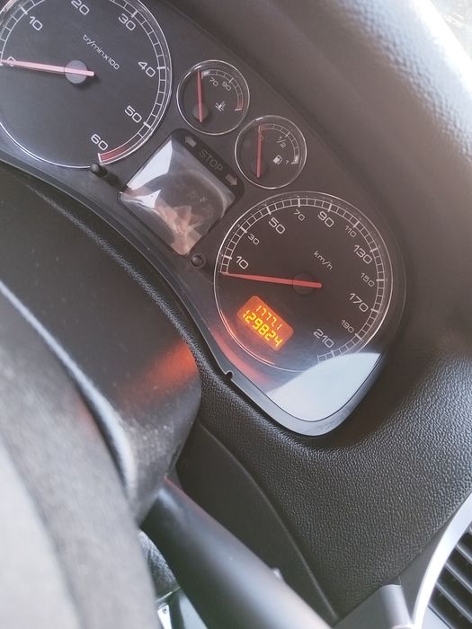 Пежо 307, 2007год, на механике.