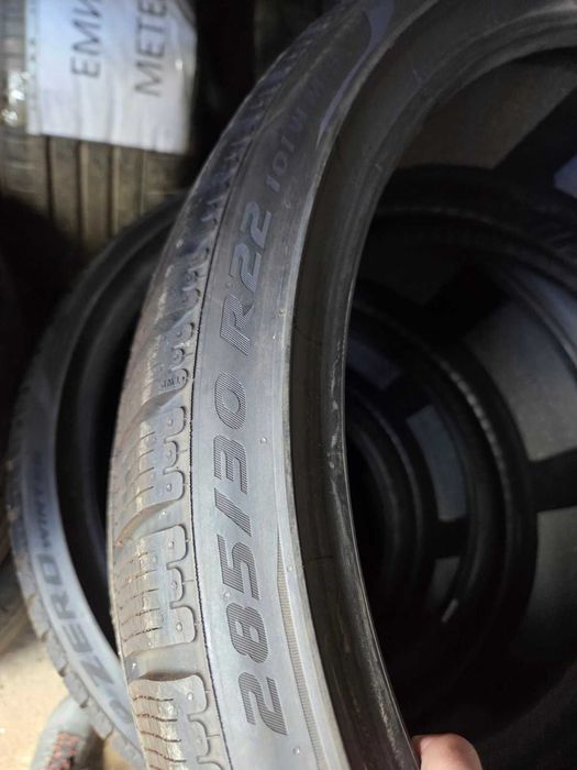 Гуми 285/30R20 101W M+S  Pirelli PZero Winter за RS6 дот 2019