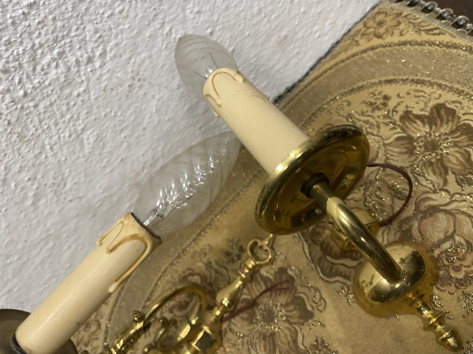 Чифт френски аплици от масивен месинг стенни лампи