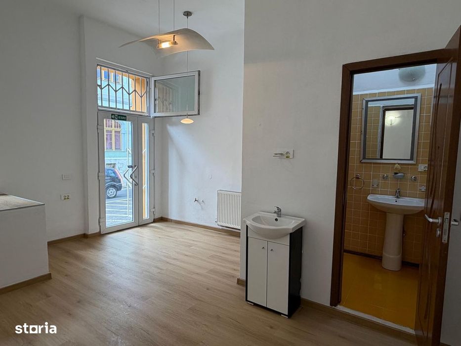 Spatiu comercial ultracentral de inchiriat