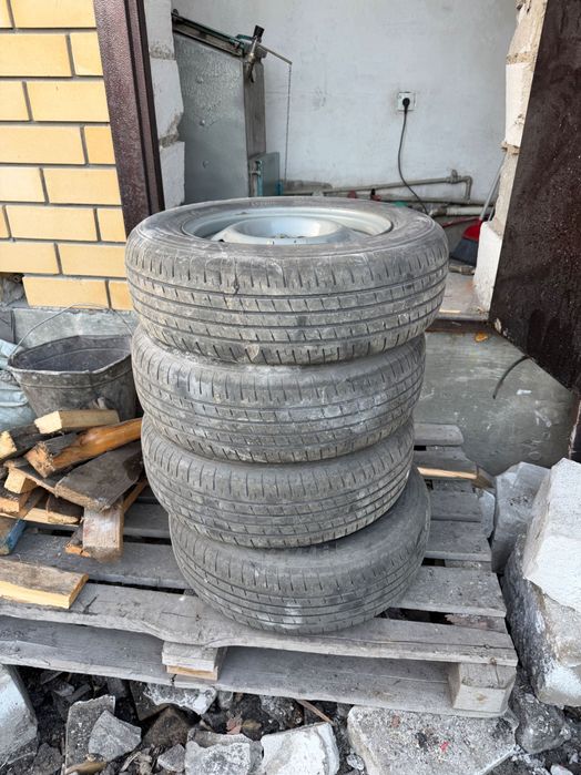 Продаю колесо Р13