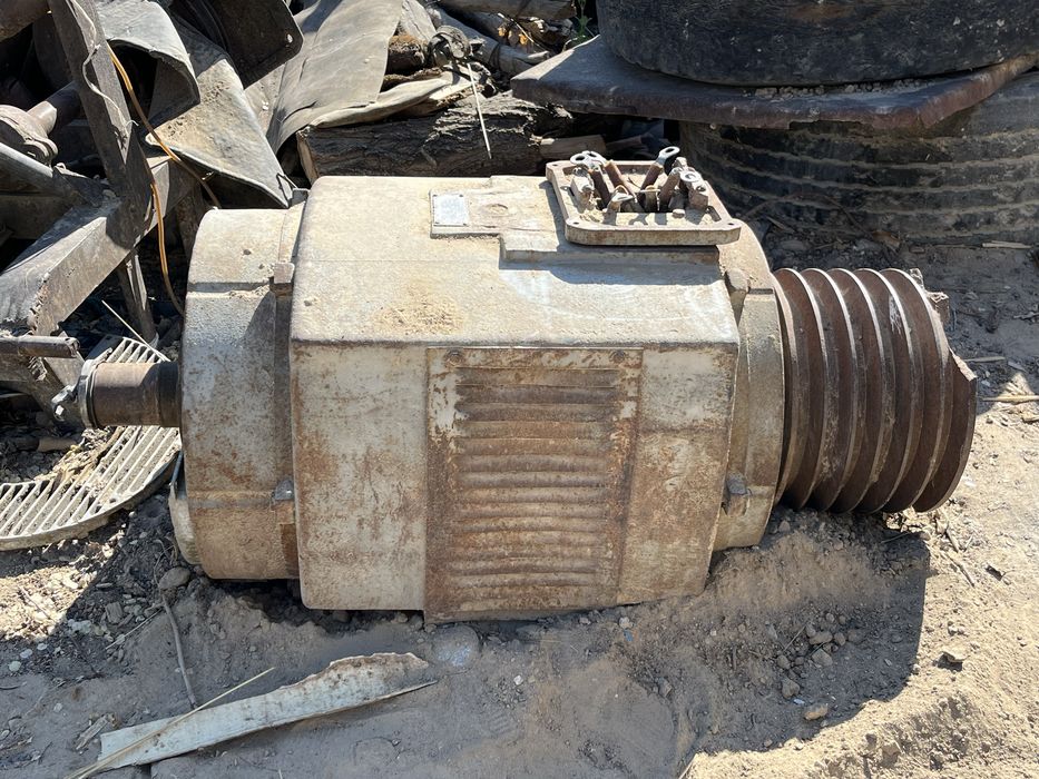 Мотор электирческий