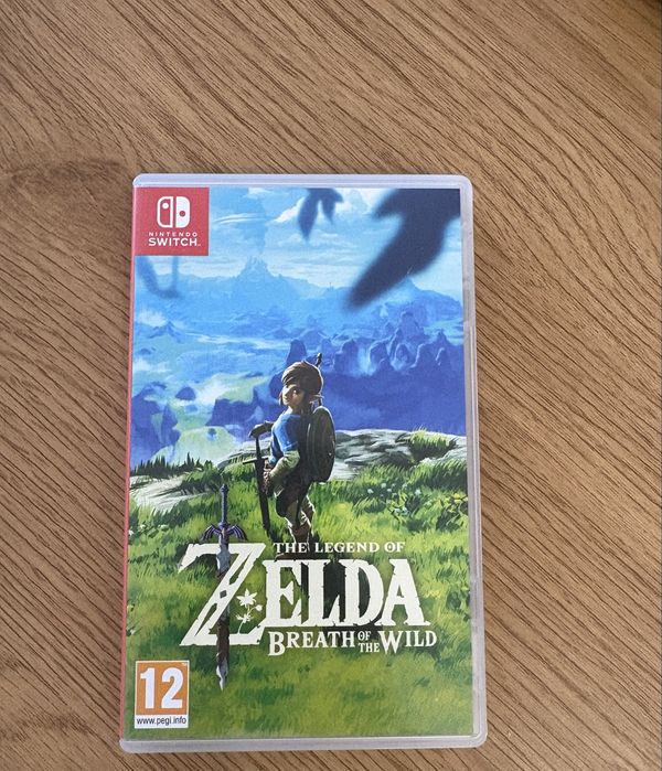 Nintendo Switch с 3 игри и множество аксесоари