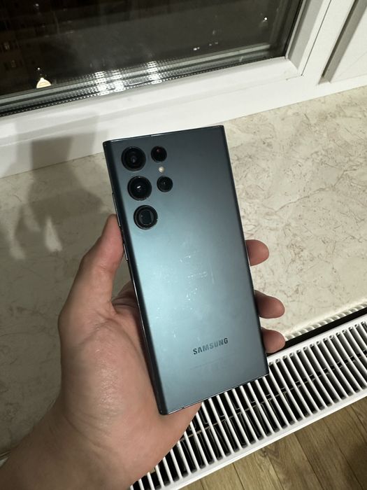 Samsung Galaxy S22 ULTRA