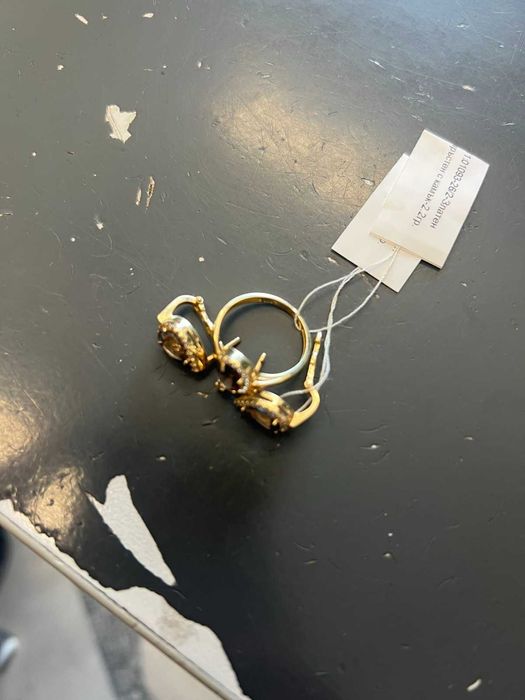 Златен Комплект Обеци 3,27гр и Пръстен 2,2гр  14к размер 15-55