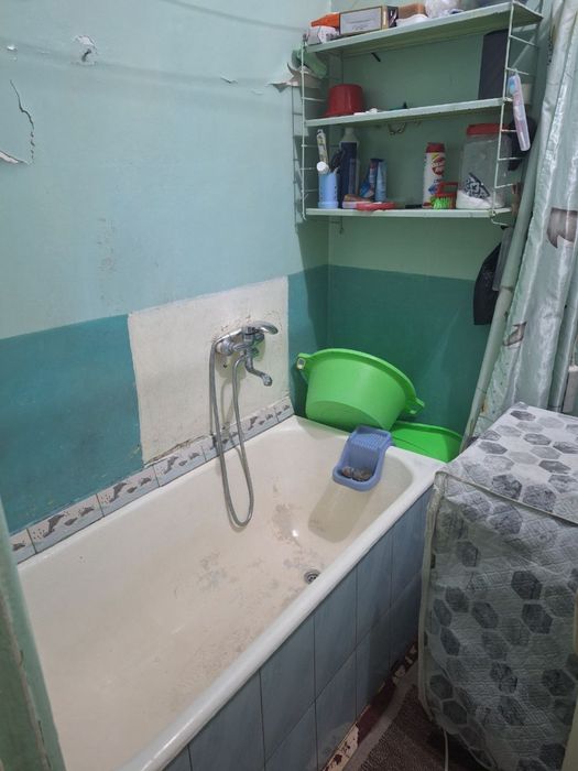 [БЕЗМАКЛЕР] 2 хонали 3 хона килинган квартира сотилади