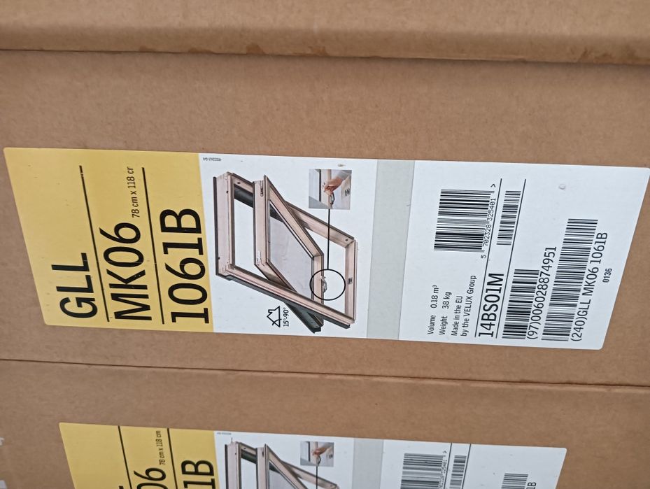 Geamuri Velux in cutii cu tot cu rama.Avem 4 geamuri de vânzare.Dimensiunea este 78/118 .3 straturi de sticla .Sunt făcute pe comanda.2500 bucata