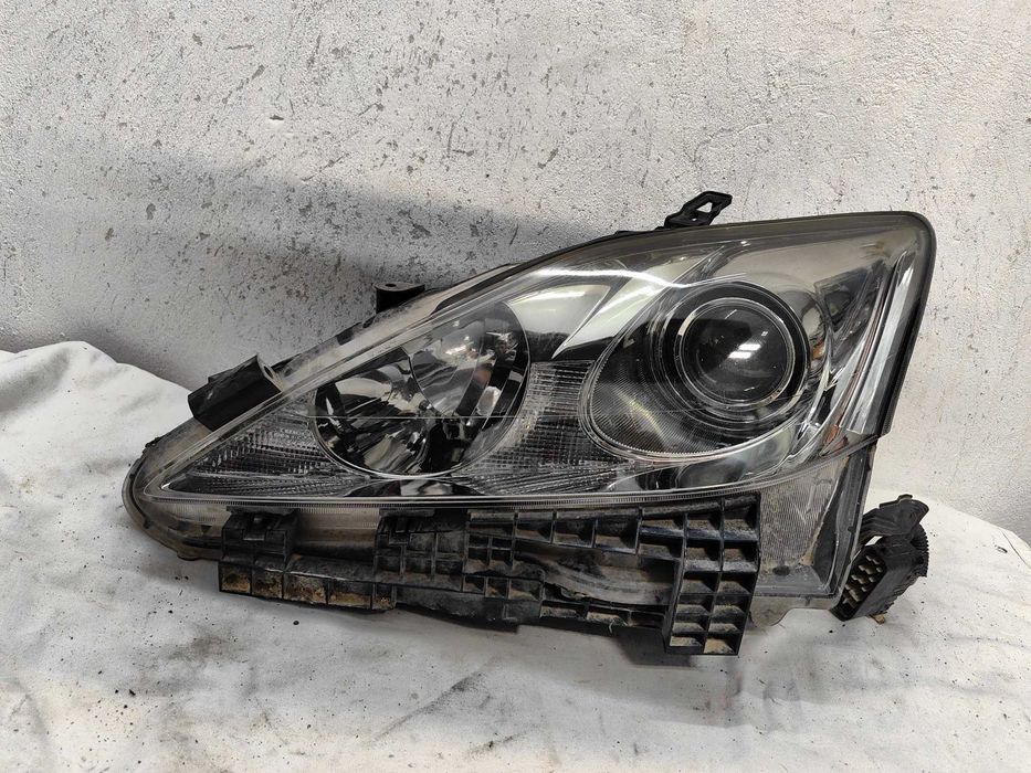 Оригинален фар Лексус  Lexus IS 250