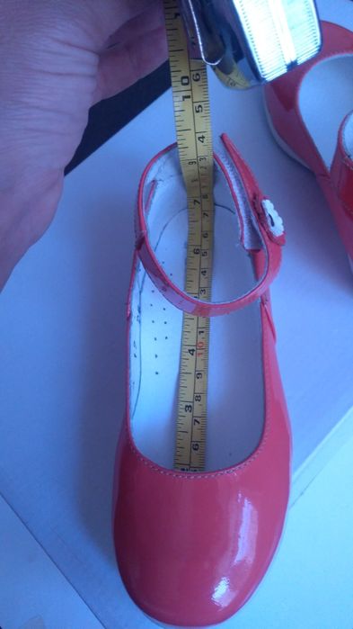 Pantofi fete nr. 26, piele naturală lăcuită, coral, Marelbo - UTILIZ