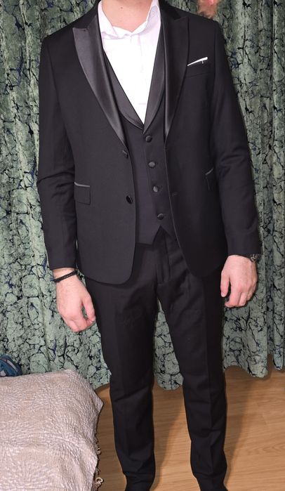 Costum de nunta,elegant barbati