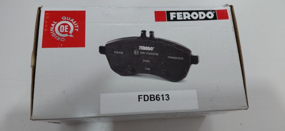 Накладки Ferodo FDB613