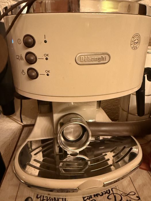 Expresor manual deLonghi