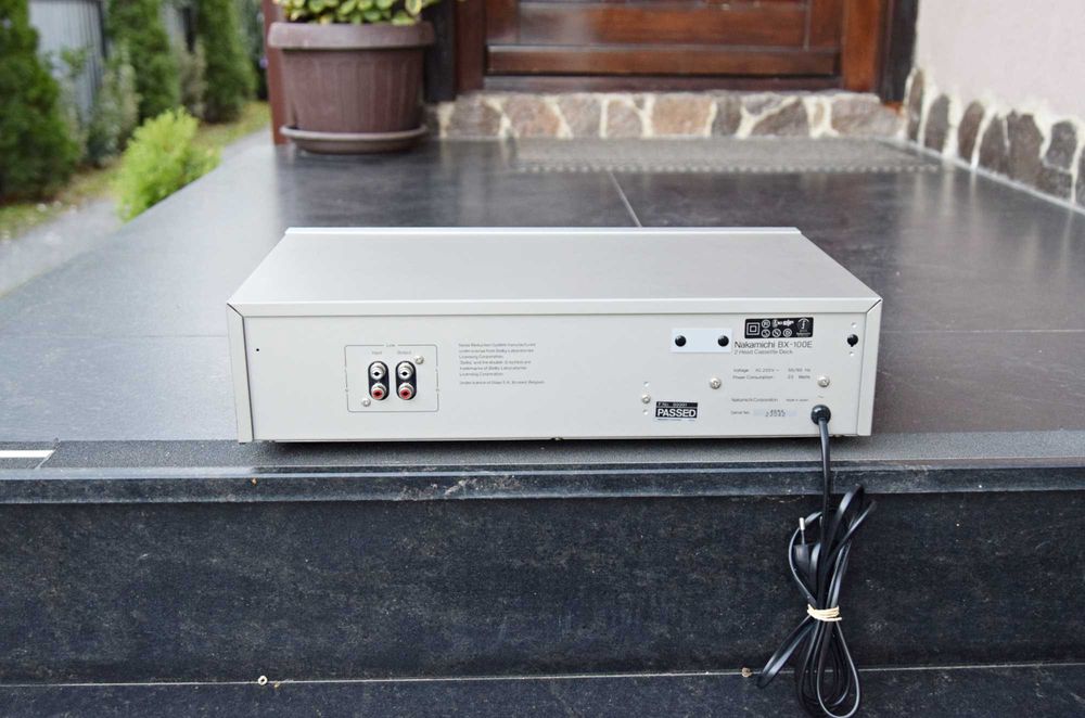 Deck Nakamichi BX-100 E, casetofon