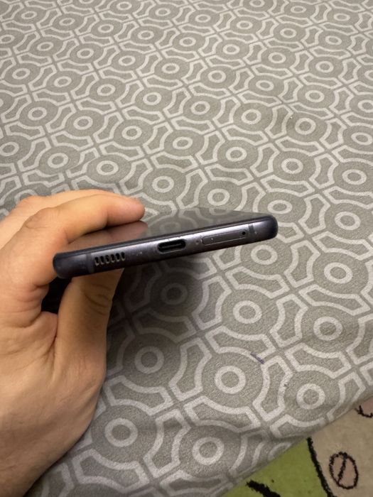 Vand telefon Samsung S 21 Fe.   Nu fac schimburi !!!