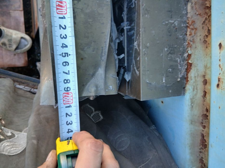 Дверь алюминий-стекло