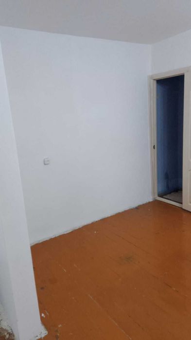 Продается 2 ком квартира район Второй рабочий