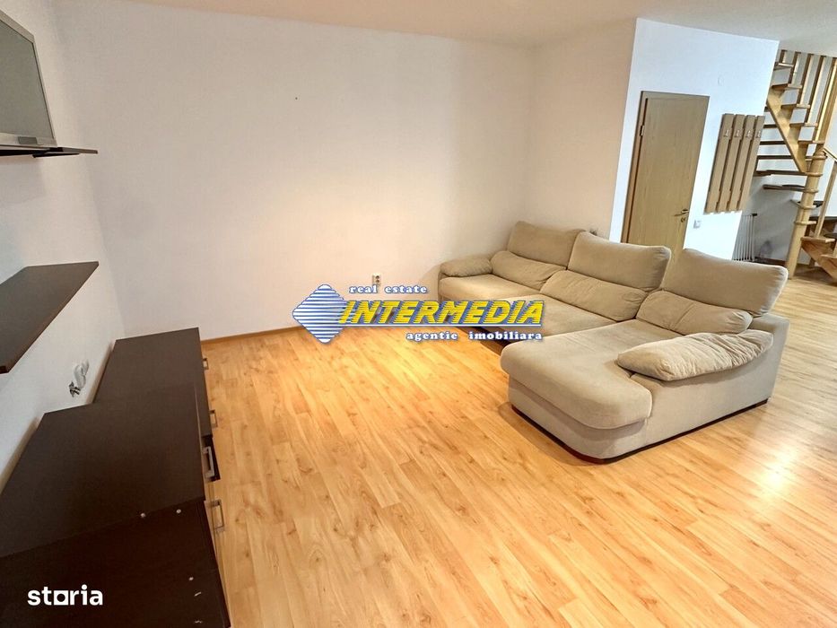 Apartament 3 camere 84 mp cu garaj finisat, mobilat Cetate