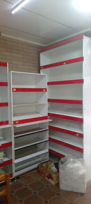 Astanofka va magazinlar uchun mebel polka