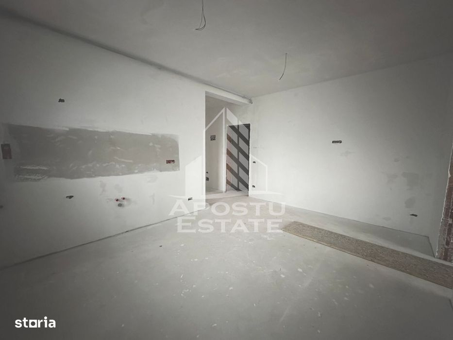 Apartament cu 3 camere, etaj 2, zona Lidl din Giroc