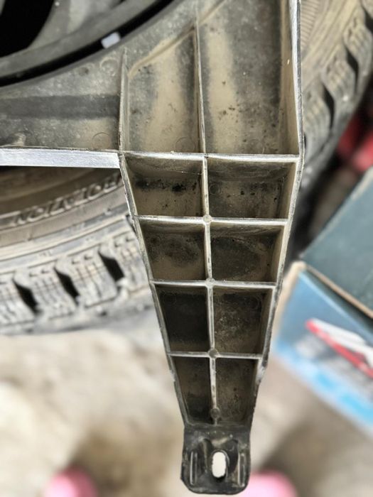 Диффузор на Лада Ларгус