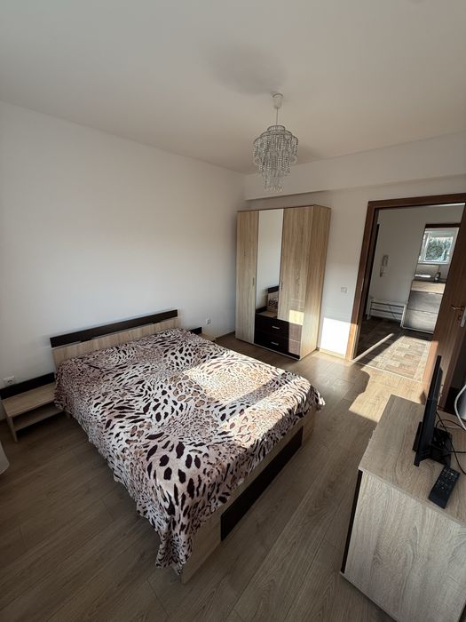 Apartament 2 camere, loc de parcare, balcon mare, etaj 1 bloc nou