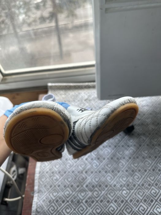 Продам обувь 39,23,27 размера