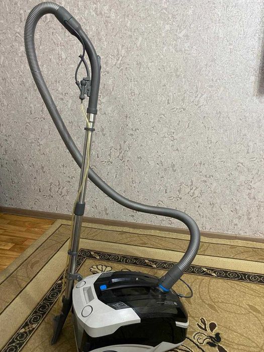 Моющий пылесос Thomas