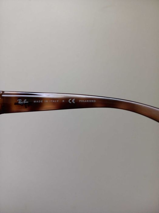 Ray-Ban RB4068 642/57 Polarized оригинални слънчеви очила