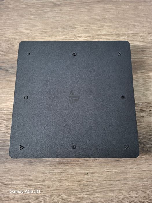 Vănd ps4 slim!!!