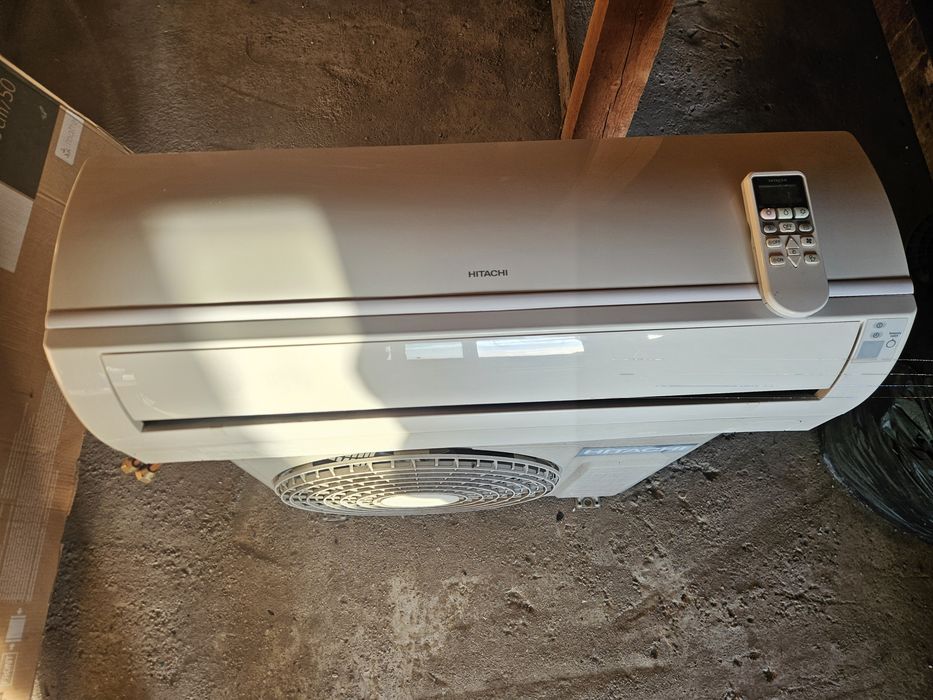 Aer conditionat Hitachi 12000btu inverter sh