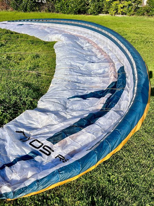 Парапланер Swing Nyos RS с RAST система, размер M 85–109 кг. en-B .