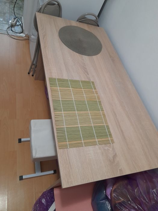 Vand masa tip birou si aspirator
