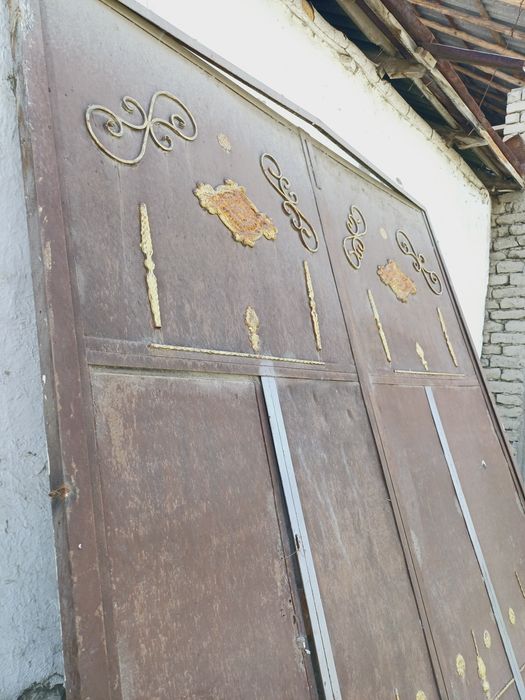 Дарвоза темир дачалар учун