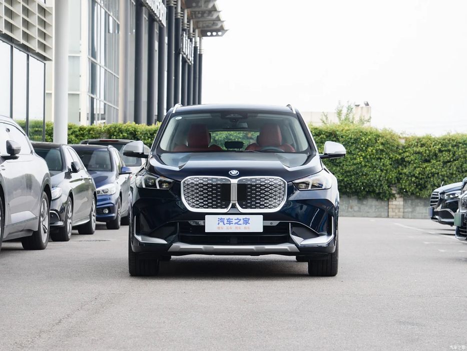 BMW ix 1 xDrive 30 под заказ от Terra Auto