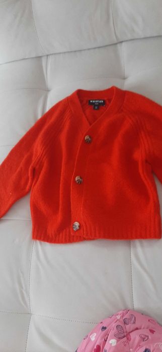 Детска вълнена жилетка