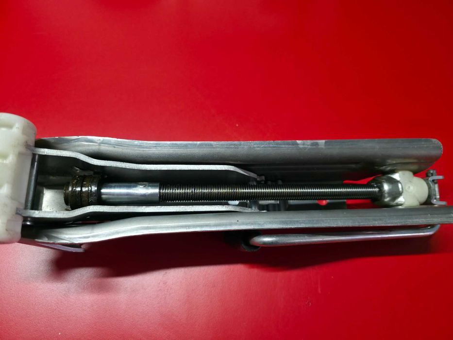Cric Auto OEM Audi Aluminiu 1 Punct AUDI A3 A4 A5 A6 VW SKODA SEAT